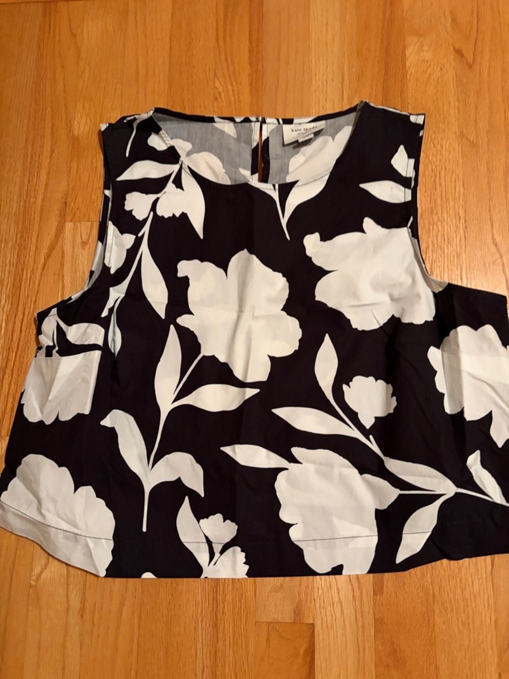 kate spade Black & White Floral Sleeveless Cotton Shirt